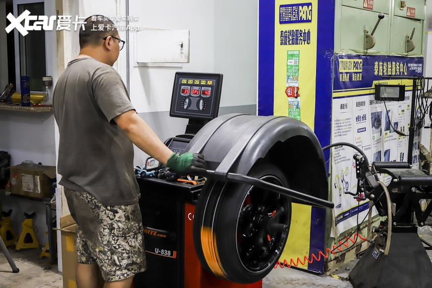 吉利缤瑞1.4t亚运版改装,吉利缤瑞改双光透镜教程