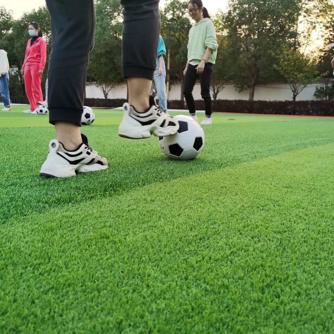 幼儿教师足球培训简报,幼儿园教师足球培训报道