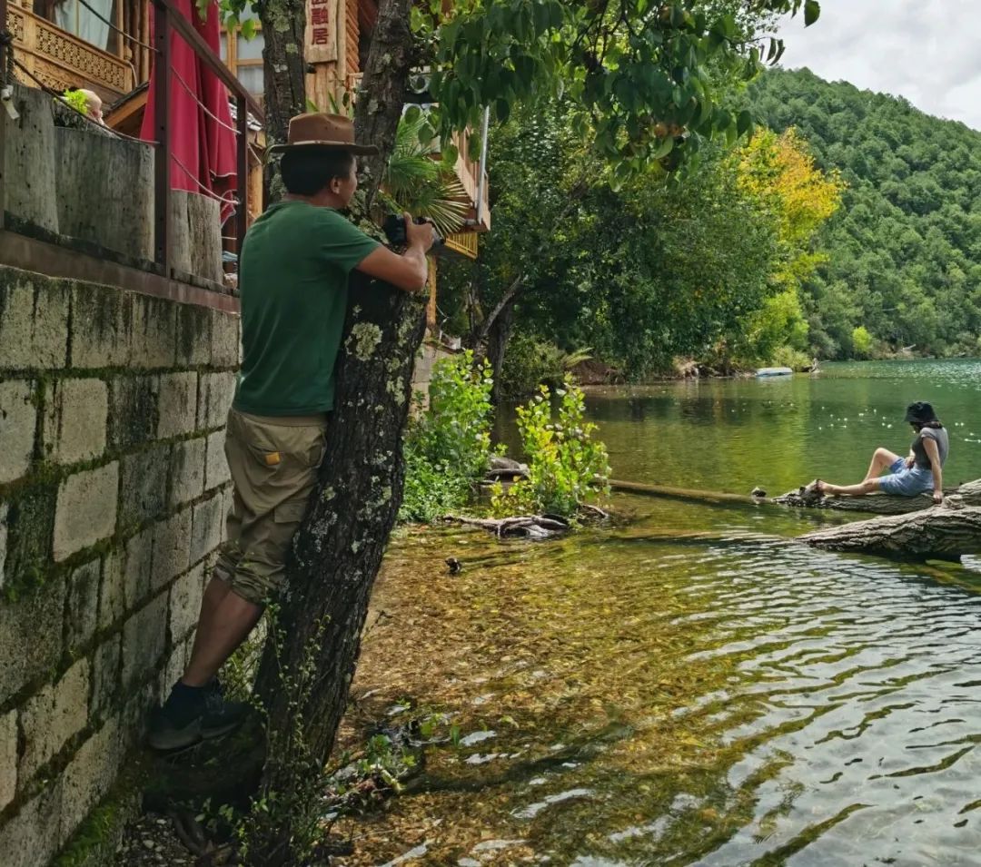 泸沽湖湖边拍照怎么拍出高级感,泸沽湖摄影推荐