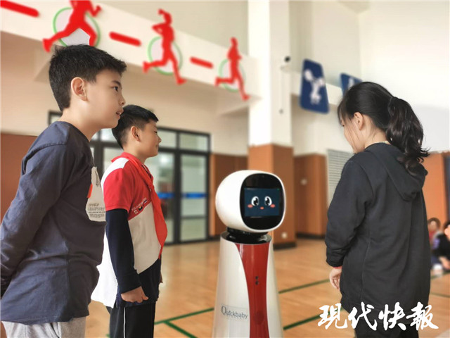 带着“奶牛”进课堂!快宝空降南京小行小学实力圈粉