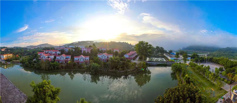 上车旅游打卡,上车打卡下车打卡