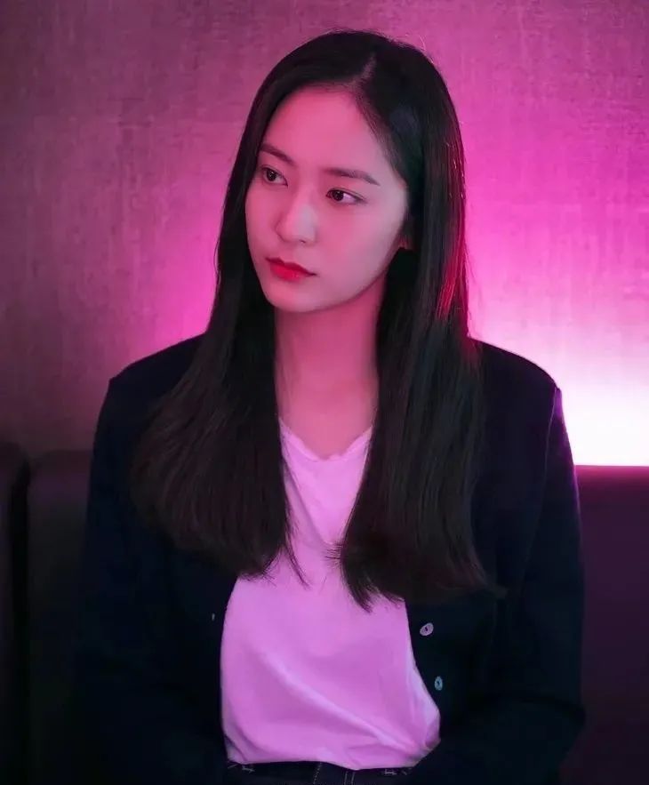 壹周潮话题|杨幂扶了个寂寞也美，万圣节Mai真的拼