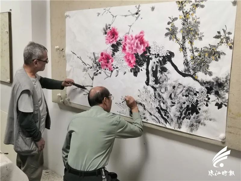 这位大沥村民连续39年自办菊花会，把日子过成诗！