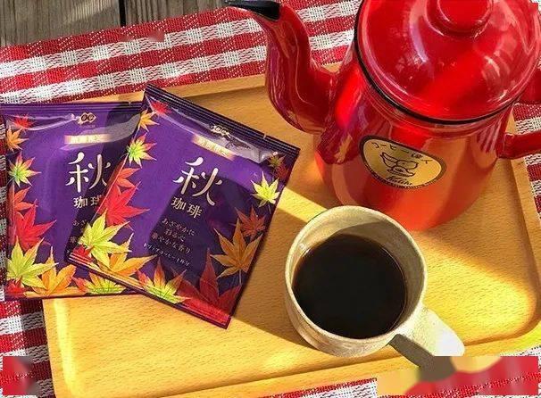 日本OL用一分钟便可去除水肿恢复元气，也太适合在日打工人了吧