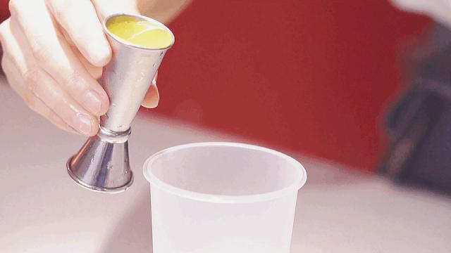 sevenbus冰淇淋奶茶9.9,sevenbus岩烧芝士奶茶