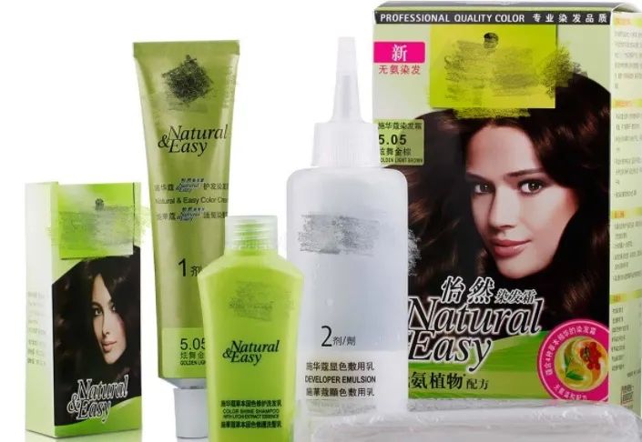 头发是自己染还是理发店染靠谱,自己在家染头发好还是理发店染好