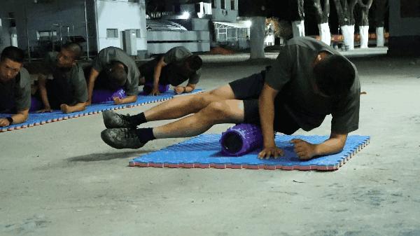 新兵预防训练伤,新兵训练如何预防训练伤