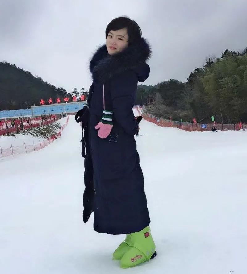 向优秀青年看齐,向优秀的人才们看齐的表现