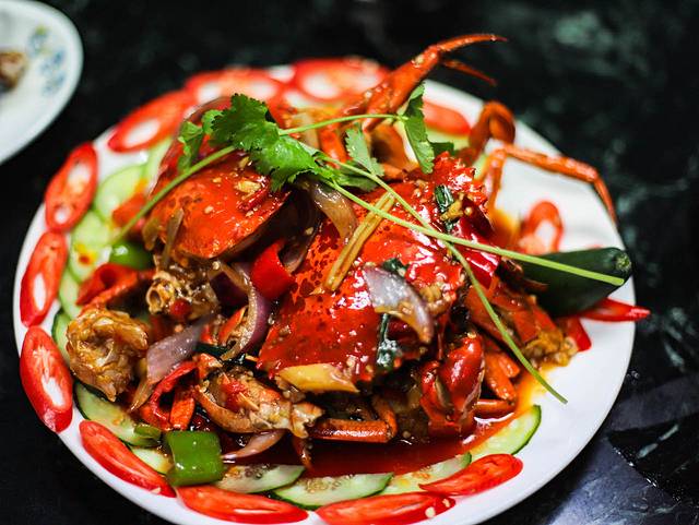 三亚海棠湾希尔顿攻略,三亚湾亚龙湾旅游攻略