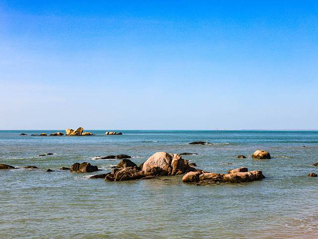 三亚海棠湾希尔顿攻略,三亚湾亚龙湾旅游攻略