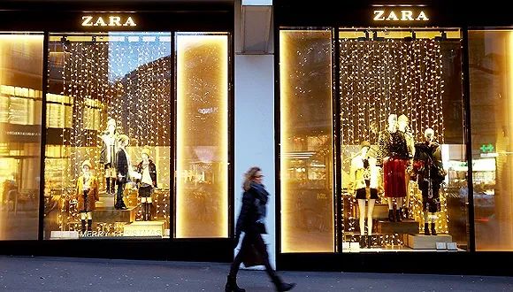 嗨爆全城！看神秘女星！乘免费直升机！这家商场周年庆福利大派送啦