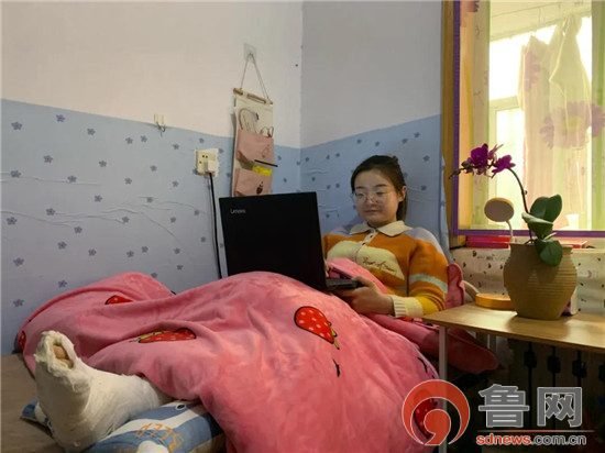 淄博六中“90后”班主任王新蕾：坐着轮椅守护学生