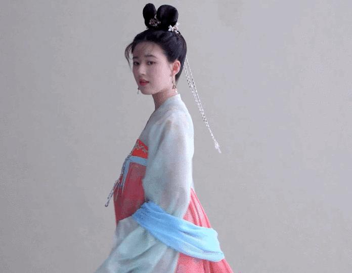 年度会穿榜单来了你爱豆同款都在这儿！快买