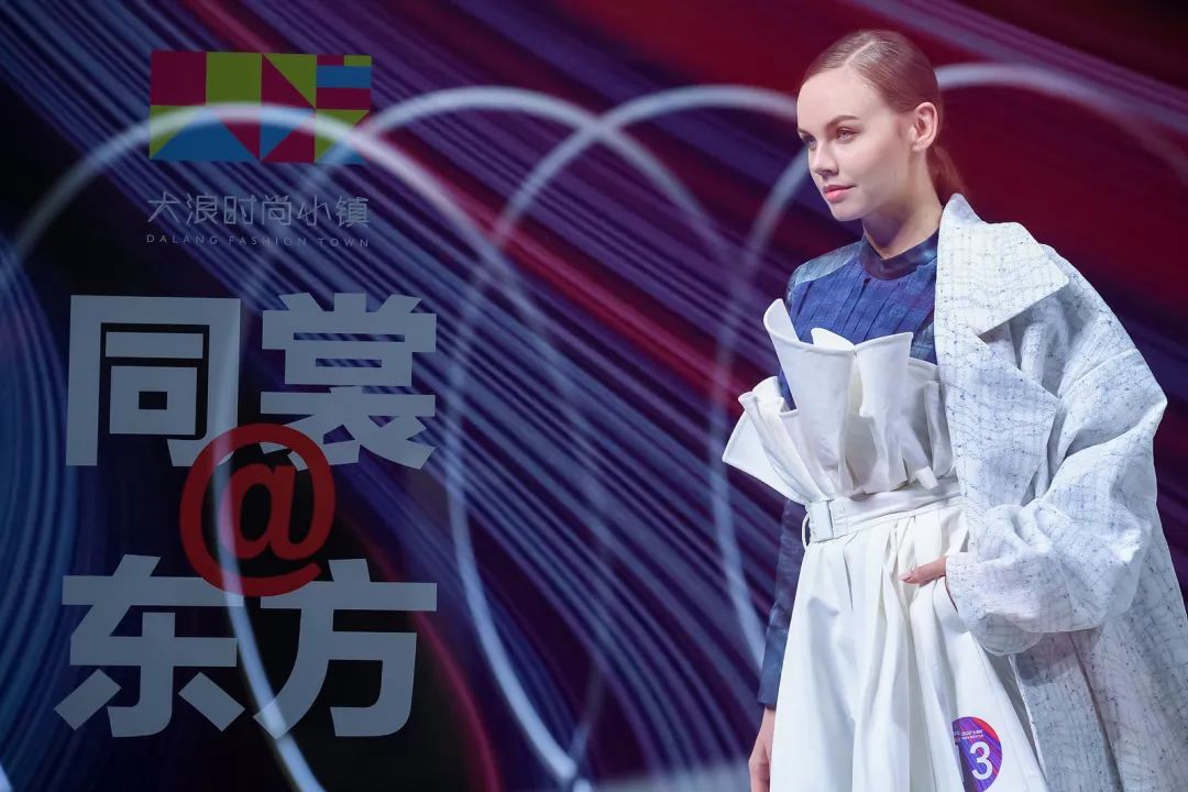 大浪街道拍了拍“你”，并递上2020成绩单