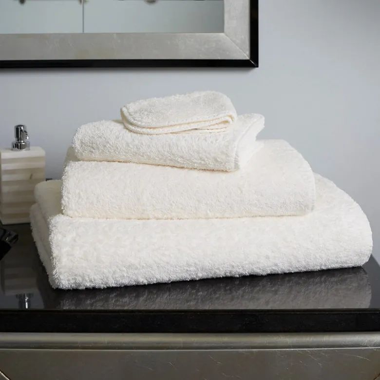 很会吸水的浴巾,冬天浴巾吸水性超强不掉毛