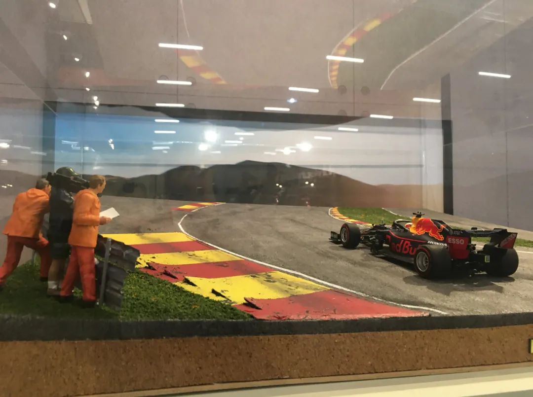 顶级1:18限量版车模,全球第一汽车收藏家