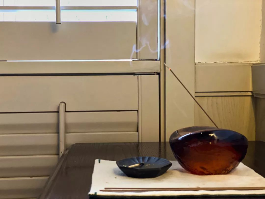 杭州湖边邨酒店怎么订便宜,西湖边住宿酒店哪个好