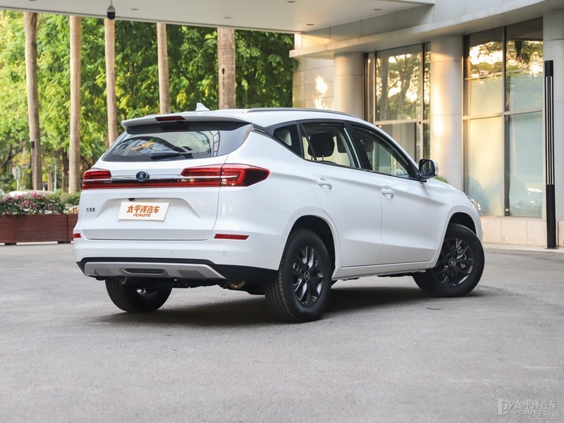 8万能买的商务车,8万能买什么suv新车油电混合车