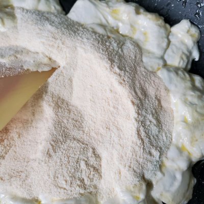 抹茶无花果巴旦木牛轧糖,芝麻无花果牛轧糖做法