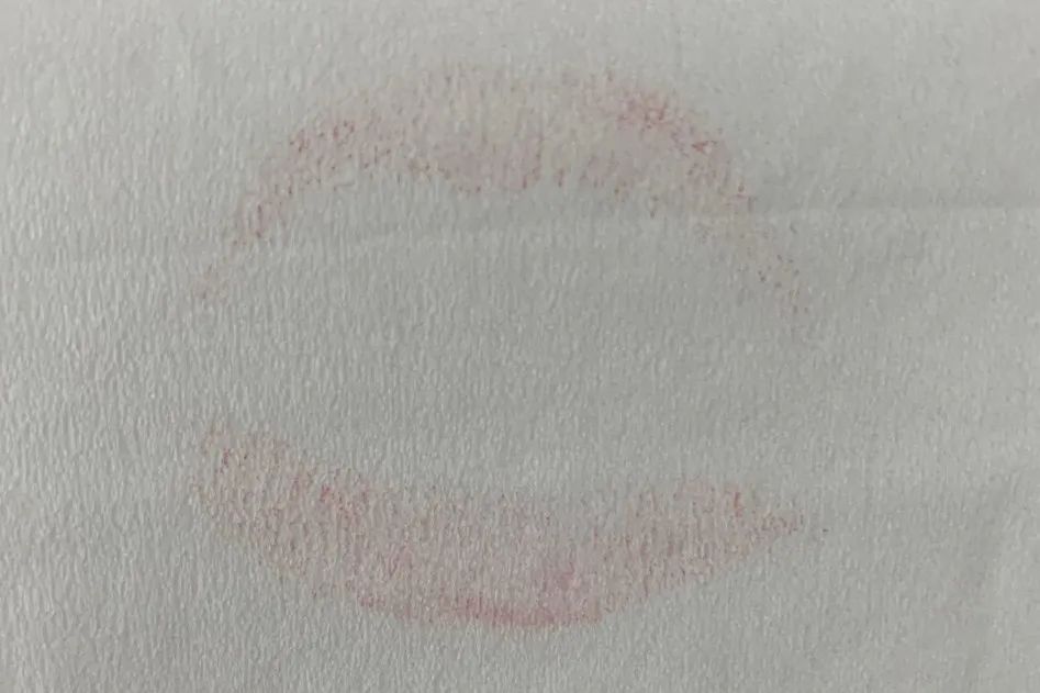 凭借不老神颜抢到男神45岁却难逃变老变丑的命运她到底做错了什么？