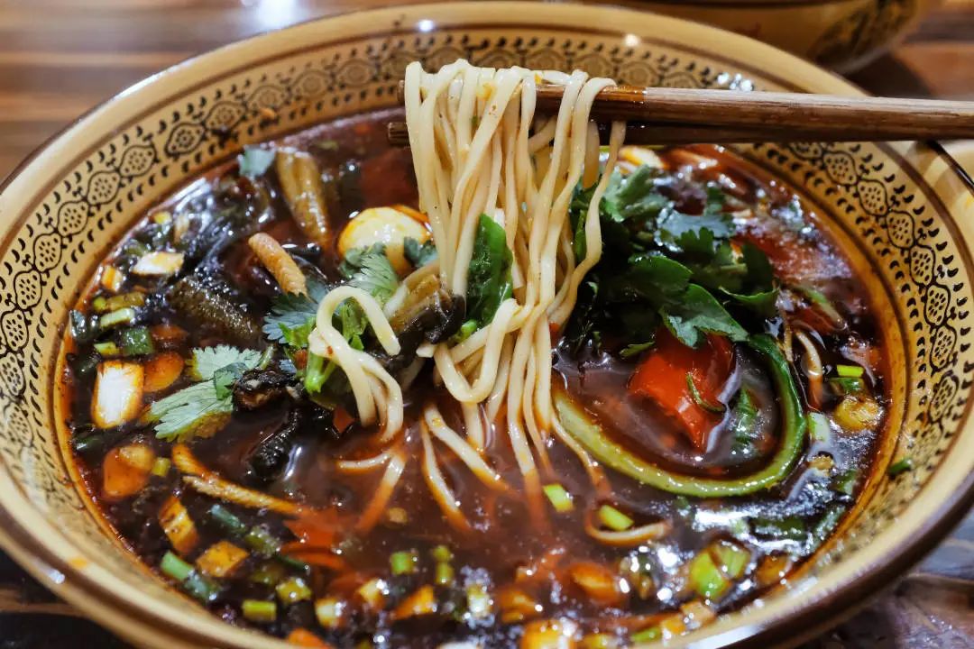 满地都是30年老店，温江真是太吓人了