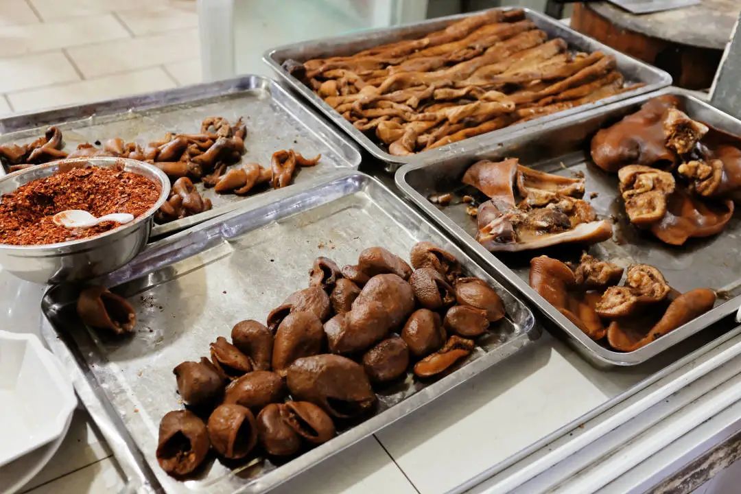 满地都是30年老店，温江真是太吓人了