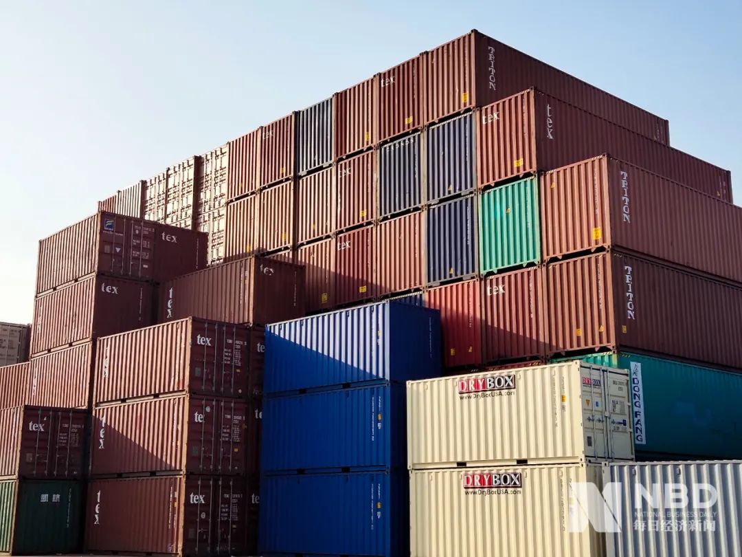最新集装箱海运费,海运费涨价集装箱就卖得快吗