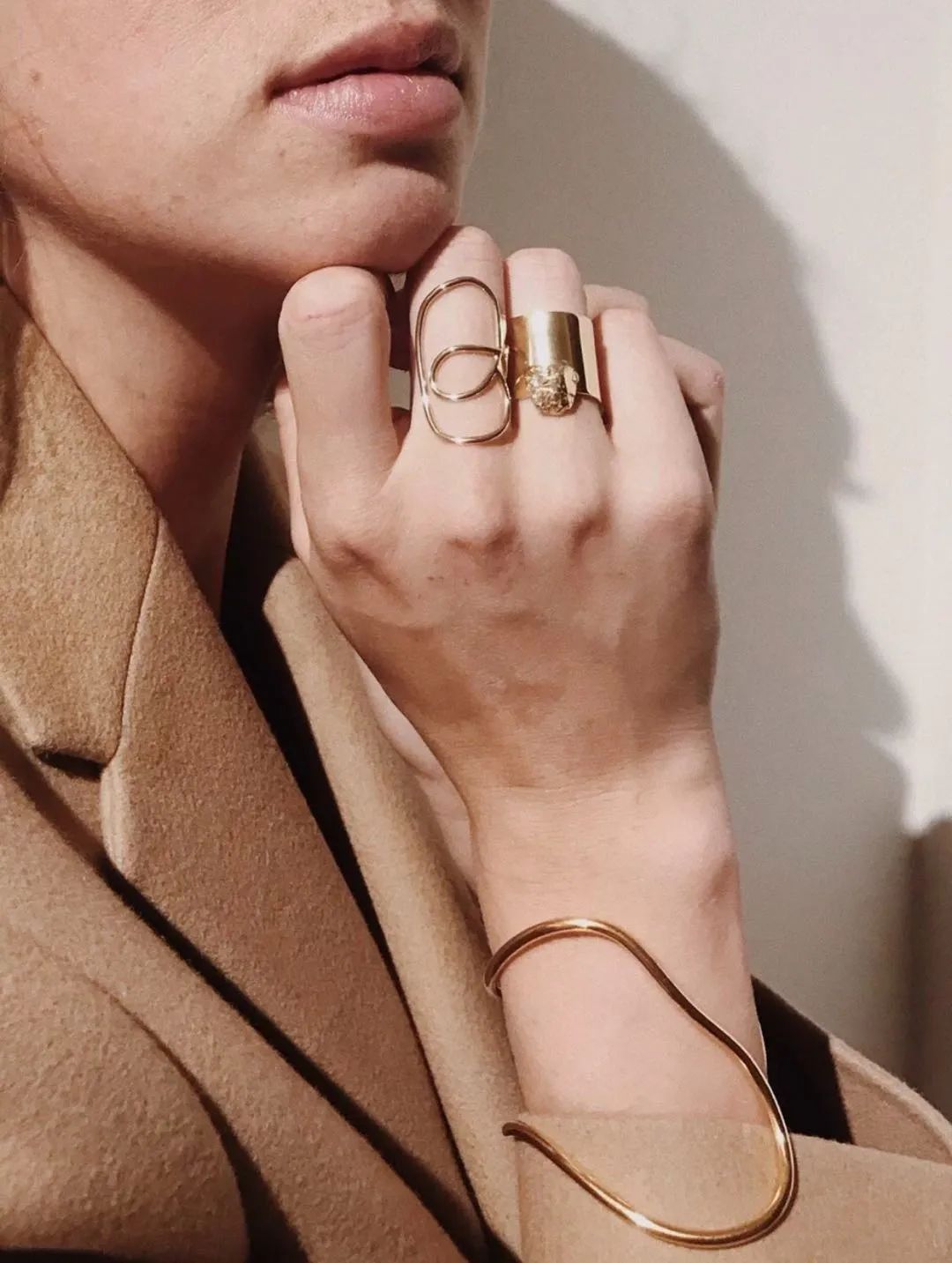 这该死的购物欲，又让我买了1.2.3.4.5.6件金色首饰