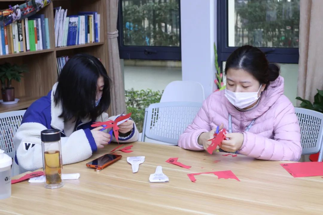 就地过年也快乐,就地过年也同样精彩