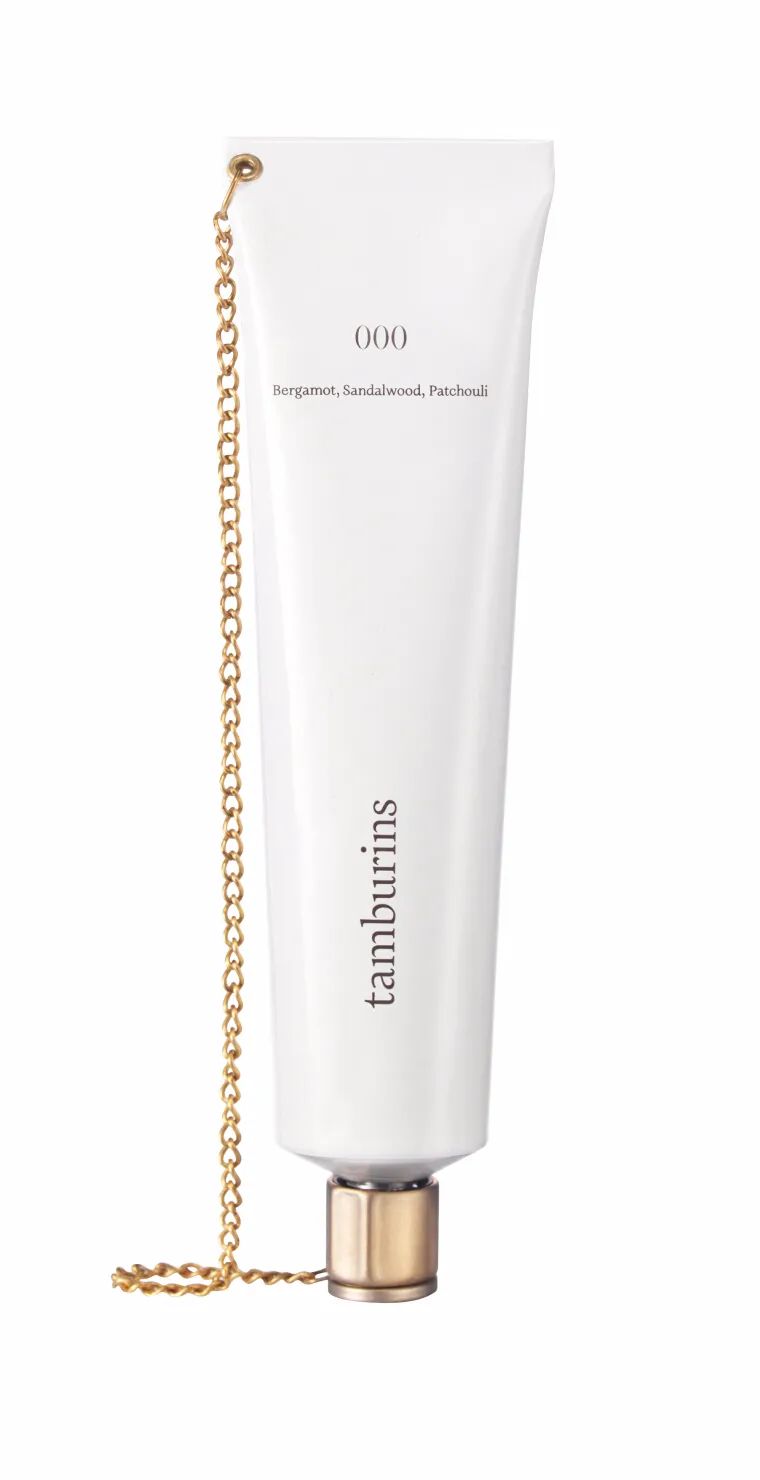 鎵嬬壍鎵媓andinhand,鍦ㄧ埍閲岀户缁椿涓嬪幓