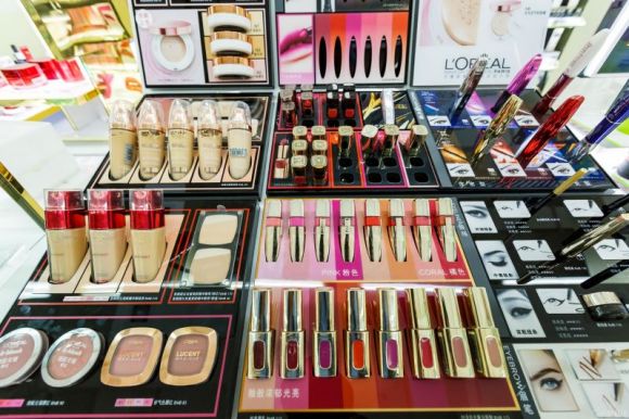 美妆新零售系统引爆全网,新零售为美妆带来的机遇