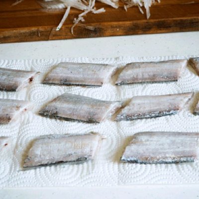 萝卜丝烧带鱼一上桌,萝卜丝煎带鱼