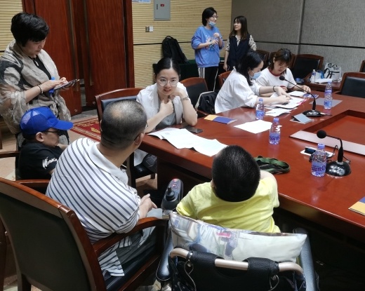 罕见病“黏宝宝”至暗时刻,罕见病黏宝宝