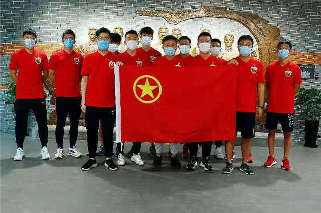 上海海港俱乐部团支书翟宗鑫：坚定青年球员爱*党**爱国的信念