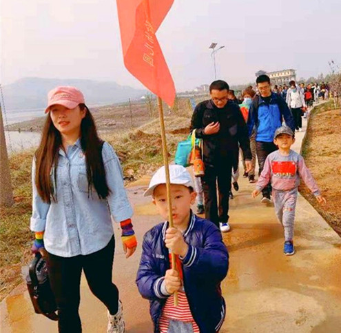 荒地变农场200亩,闲置荒地变良田乡村振兴添活力