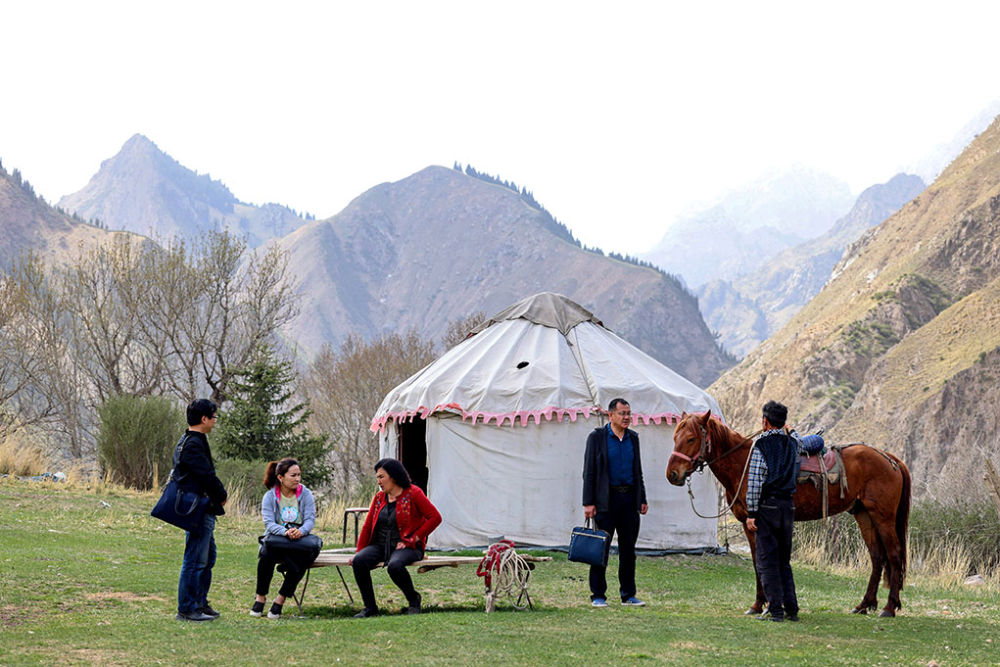 骗家长钱被发现了用什么理由挽回,收家长钱收多了退回去怎么说好