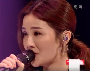 蔡卓妍钟欣潼twins感人事件,twins钟欣潼蔡卓妍华表奖合体