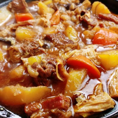 牛筋头巴脑怎样做好吃又软烂,筋头巴脑一锅香所需食材