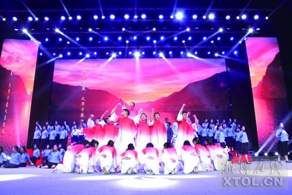 奋斗百年路启航新征程微视频,奋斗百年路启航新征程民营企业