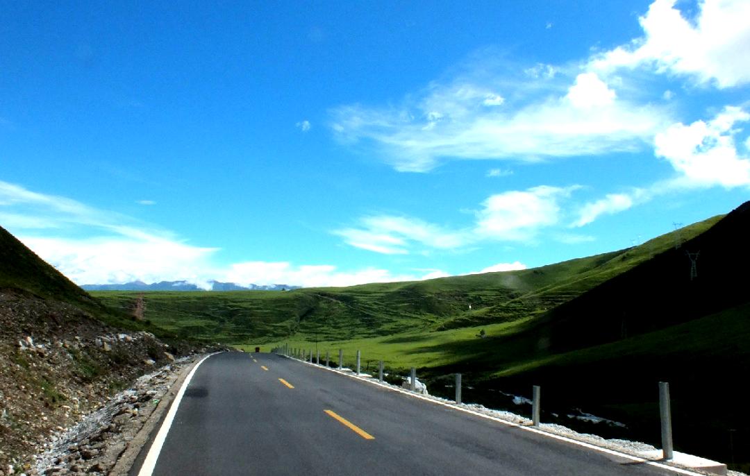 川藏旅行带你看甘孜 (甘孜一网打尽川藏最精华的旅行地)
