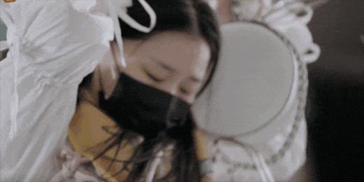 周雨彤任素汐他乡故乡,任素汐周雨彤