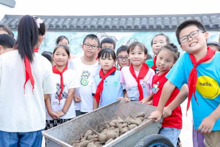 杭州钱塘区在建的九年一贯制学校,让孩子能进入心仪或合适的学校