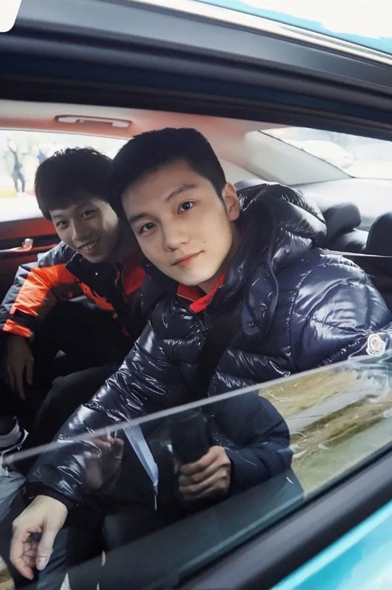 运动员都这么会选腕表了吗,中国运动员穿什么品牌衣服