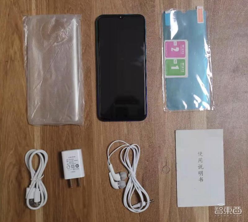 iphone13真机拆解内部架构细览,iphone13拆芯片