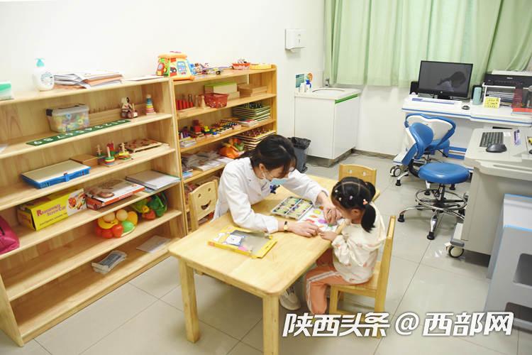 西北妇女儿童医院新院区,西北妇女儿童医院新生儿监护室