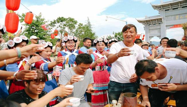 民族团结一条心共建和谐新家园