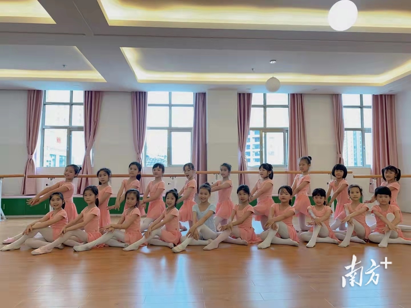 廉江市第十九小学元旦汇演,廉江市第十九小学运动会