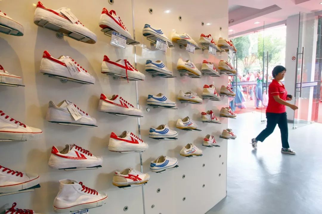 炒鞋只赚了100万,炒鞋500元