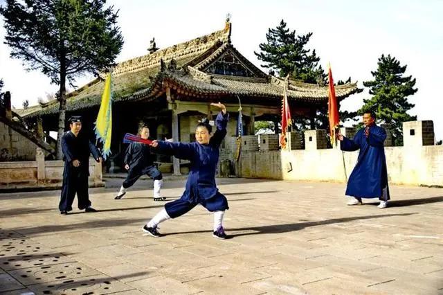 崆峒道家隐踪门养生功法