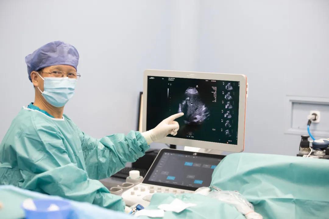 新时代红色军医精神,传承红色军医精神